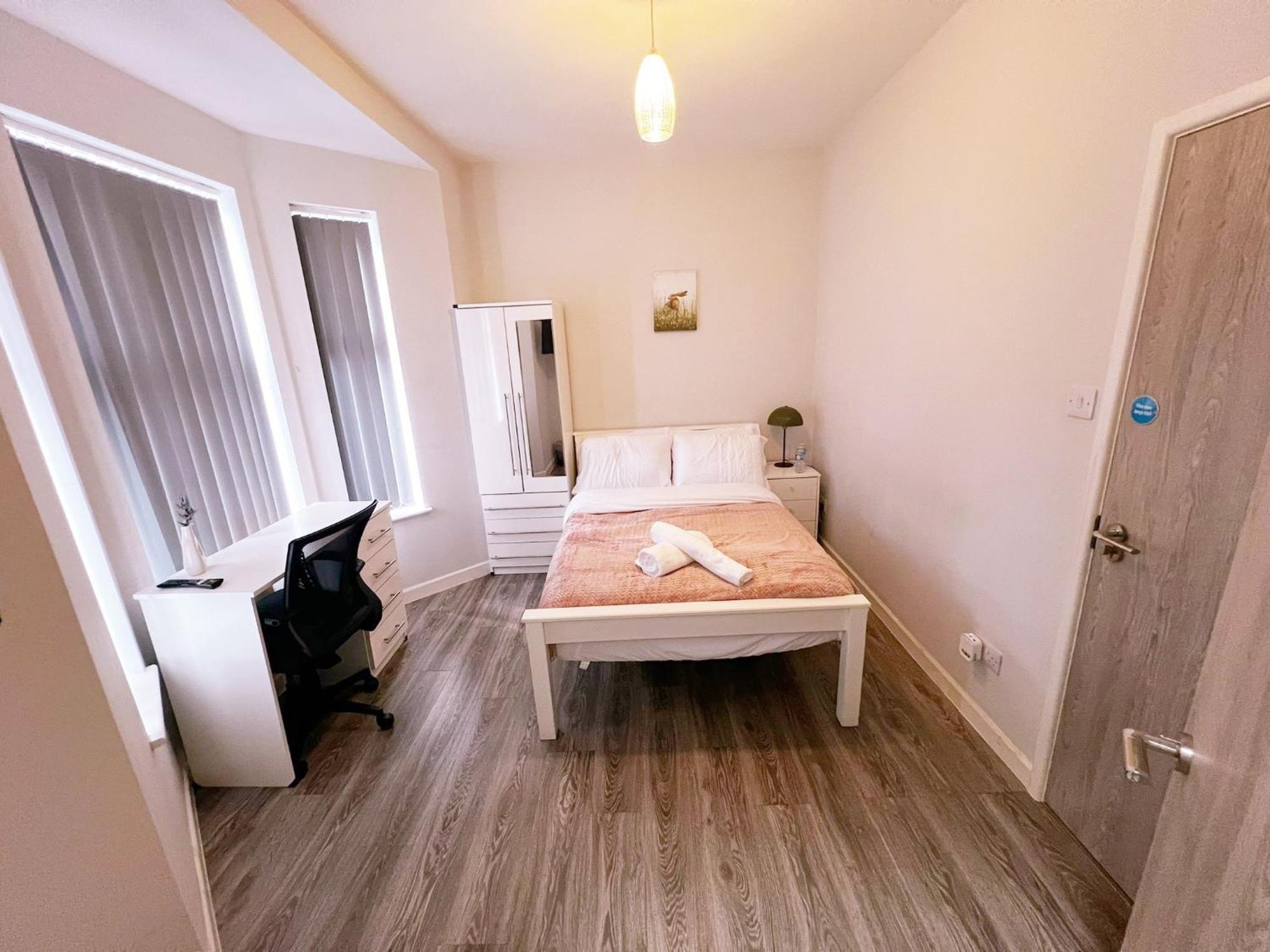 51 Kingsway Coventry Cv2 4Ff Bed and Breakfast Buitenkant foto