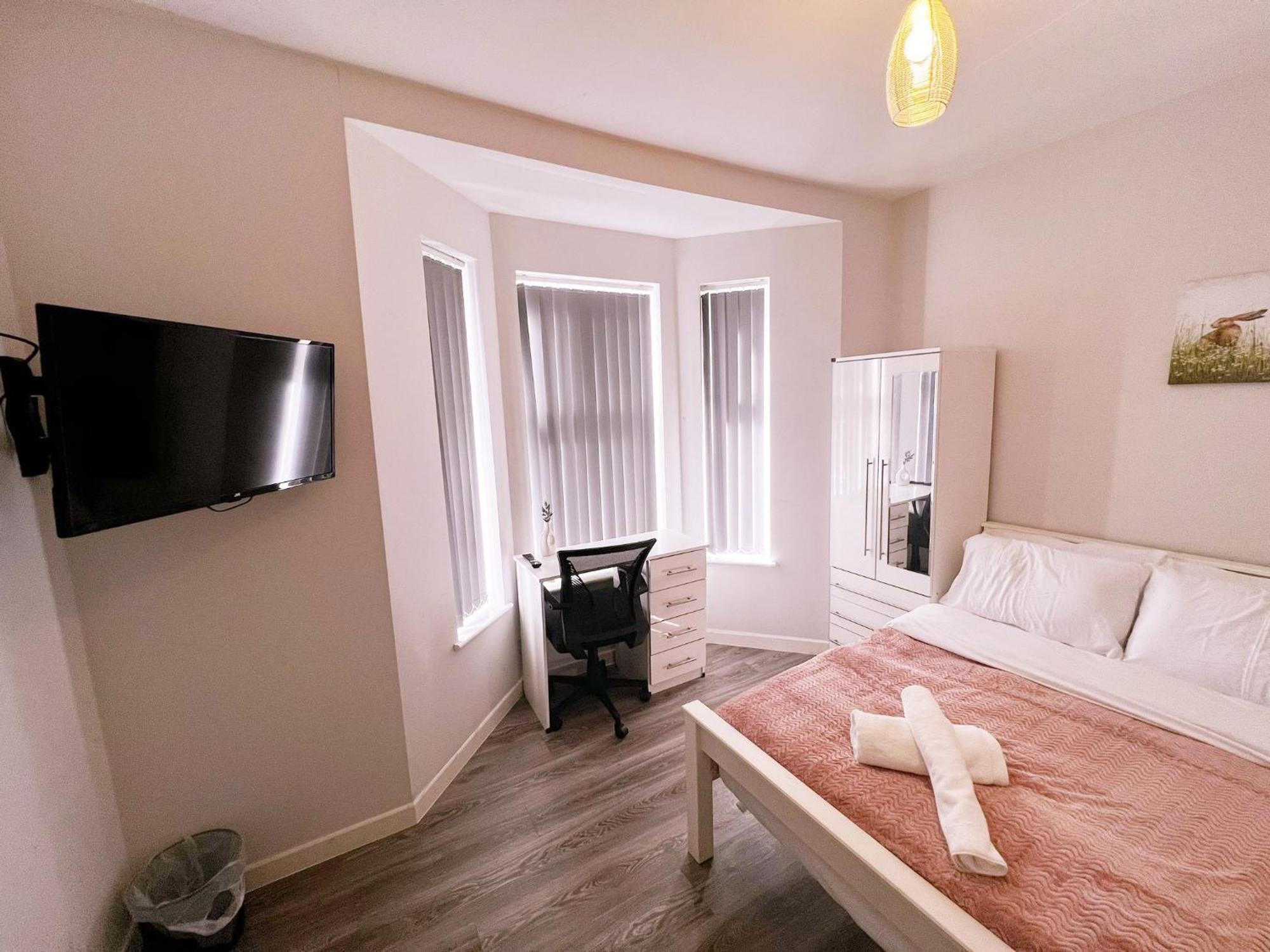 51 Kingsway Coventry Cv2 4Ff Bed and Breakfast Buitenkant foto