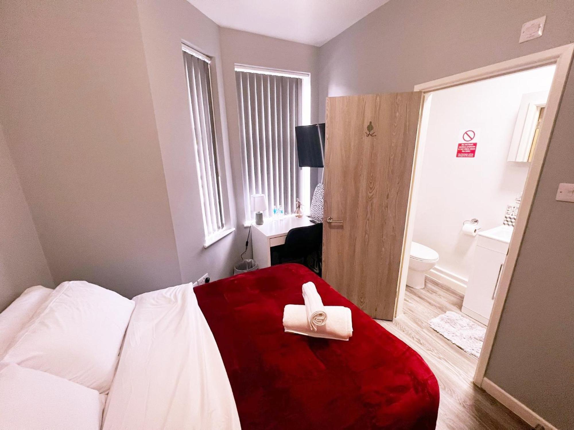 51 Kingsway Coventry Cv2 4Ff Bed and Breakfast Buitenkant foto